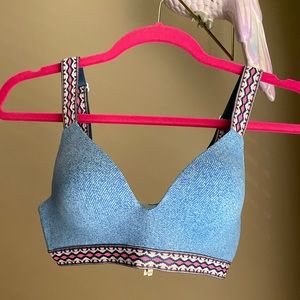 Victoria’s Secrete Bra